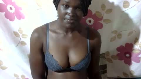 Snapshot of blackbigboobs chatting on 14, 11, 2025 jane online show from 14, 11, 2025