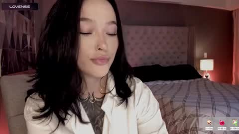 Snapshot of blackcybergirl chatting on 2, 10, 2025 Inst Blackcybergirl online show from 2, 10, 2025