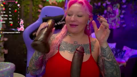 Snapshot of blackedbarbie chatting on 28, 9, 2025 Alice online show from 28, 9, 2025