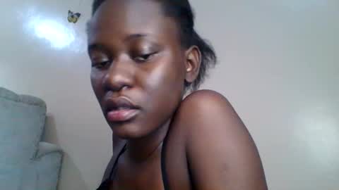 Snapshot of blackmela chatting on 17, 9, 2025 Blackmela online show from 17, 9, 2025