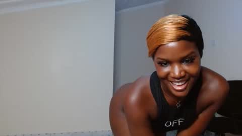 Smiley sylivia online show from 13, 1, 2025