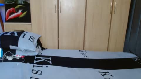 Smiley sylivia online show from 23, 2, 2025