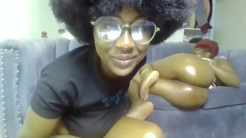 Snapshot of blackprincess25 chatting on 18, 12, 2025 Lorraine online show from 18, 12, 2025