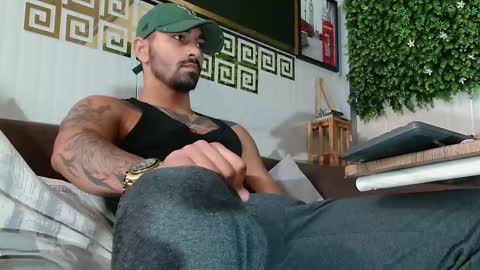 Snapshot of blackreignx chatting on 4, 2, 2026 BLACKREIGNX online show from 4, 2, 2026