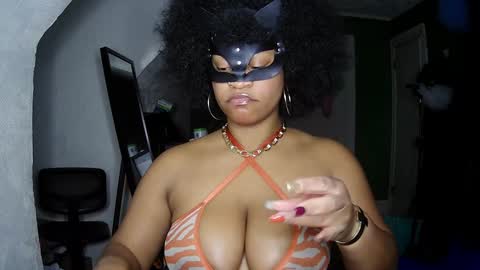 Snapshot of blacksirenqueen chatting on 17, 12, 2024 Queen Siren online show from 17, 12, 2024