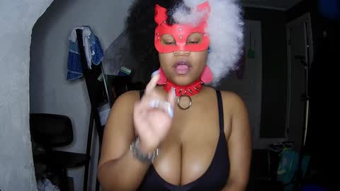 Snapshot of blacksirenqueen chatting on 20, 12, 2024 Queen Siren online show from 20, 12, 2024