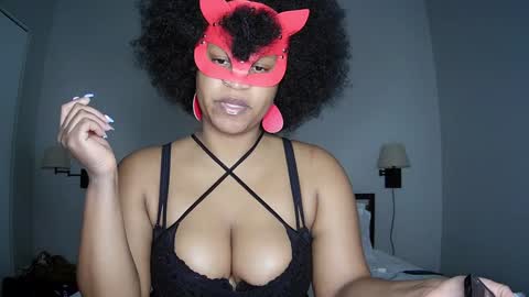 Snapshot of blacksirenqueen chatting on 5, 1, 2025 Queen Siren online show from 5, 1, 2025