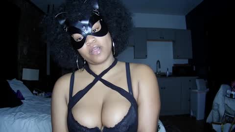 Snapshot of blacksirenqueen chatting on 13, 1, 2025 Queen Siren online show from 13, 1, 2025