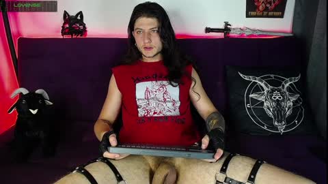 Snapshot of blackwolf_6 chatting on 28, 1, 2025 Dave online show from 28, 1, 2025