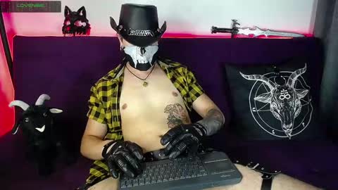 Snapshot of blackwolf_6 chatting on 14, 2, 2025 Dave online show from 14, 2, 2025