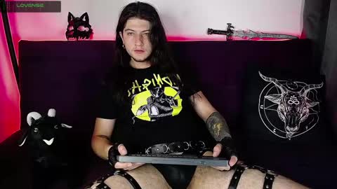 Snapshot of blackwolf_6 chatting on 22, 2, 2025 Dave online show from 22, 2, 2025