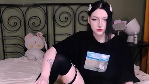 Snapshot of blacky_tea chatting on 8, 9, 2025 blacky_tea online show from 8, 9, 2025