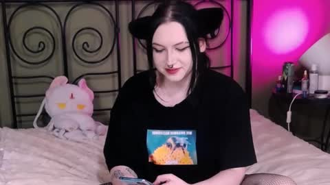 Snapshot of blacky_tea chatting on 6, 10, 2025 blacky_tea online show from 6, 10, 2025