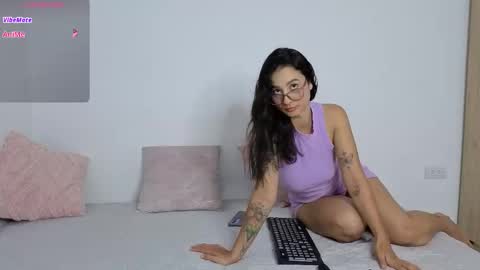 Snapshot of blackyscar chatting on 8, 11, 2025 blackyscar online show from 8, 11, 2025