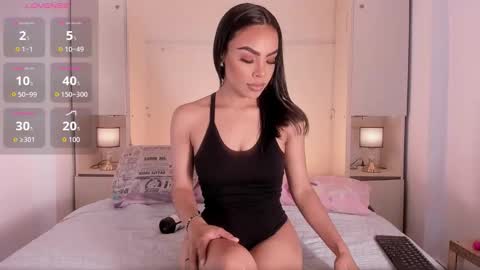 Snapshot of blackywhiite chatting on 13, 11, 2025 GRACE online show from 13, 11, 2025