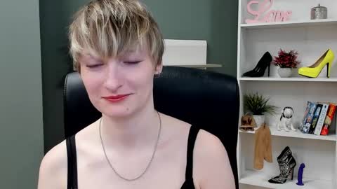 Snapshot of blair_erotic chatting on 16, 9, 2025 Blair online show from 16, 9, 2025