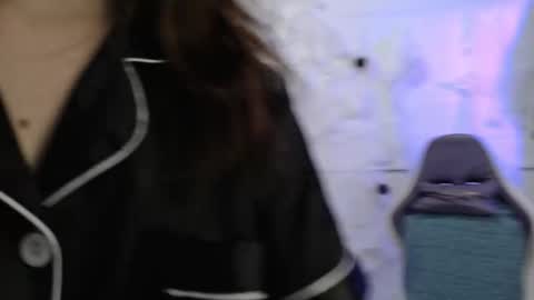 Snapshot of blairvicent chatting on 15, 10, 2025   online show from 15, 10, 2025