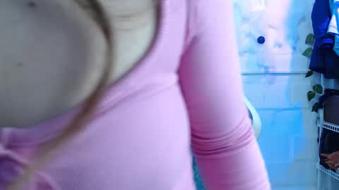 Snapshot of blairvicent chatting on 17, 10, 2025   online show from 17, 10, 2025