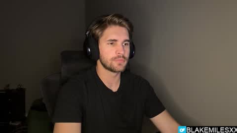 Snapshot of blakemiles2 chatting on 22, 10, 2025 Blake Miles online show from 22, 10, 2025