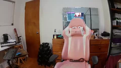 Snapshot of blaqjay chatting on 19, 12, 2025 BlaqJay online show from 19, 12, 2025