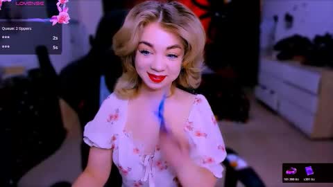 Nicole online show from 14, 11, 2025