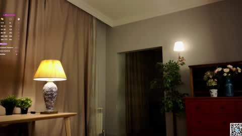 Scarlett NEXT LIVE  5AM gmt online show from 29, 12, 2024