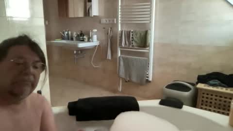 BlIdoL online show from 7, 11, 2025