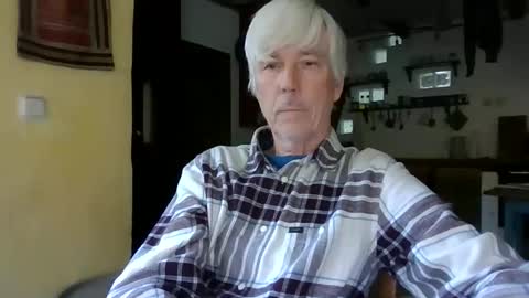 Snapshot of blomkuk chatting on 27, 10, 2025 blomkuk online show from 27, 10, 2025