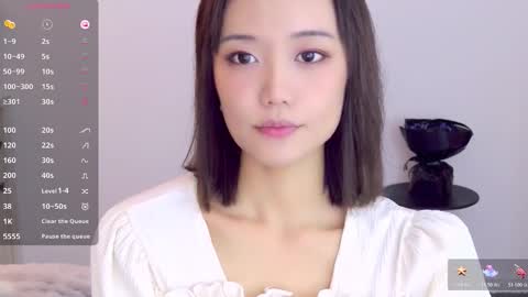 YoYo online show from 11, 11, 2025