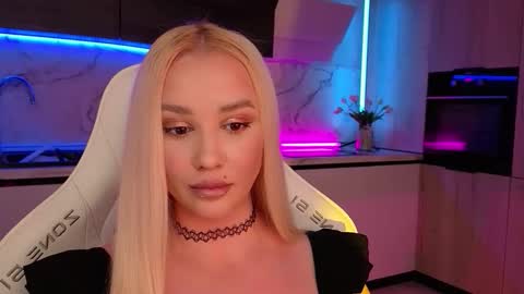 Lana online show from 22, 10, 2025