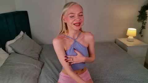 you can call me Melissa online show from 15, 9, 2025