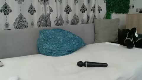 blonddaiana23 online show from 15, 11, 2025