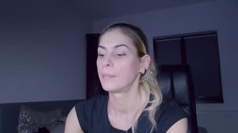 Snapshot of blonde4pasion chatting on 7, 12, 2024 blonde4pasion online show from 7, 12, 2024