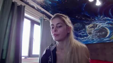 Snapshot of blonde4pasion chatting on 20, 2, 2025 blonde4pasion online show from 20, 2, 2025