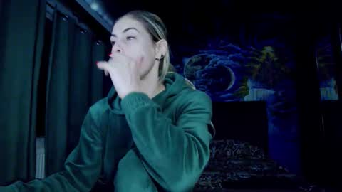 blonde4pasion online show from 2, 11, 2025