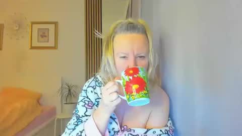 Nicole online show from 29, 12, 2024