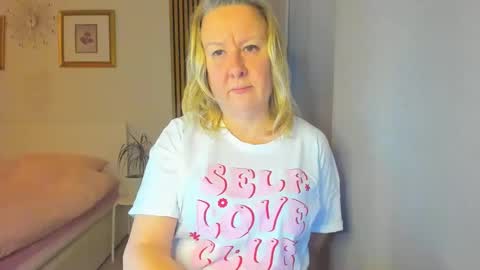 Nicole online show from 9, 1, 2025