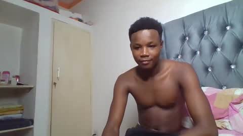 Snapshot of blondebarbiey chatting on 8, 4, 2026 blonde online show from 8, 4, 2026