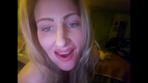 Gia  online show from 8, 1, 2025