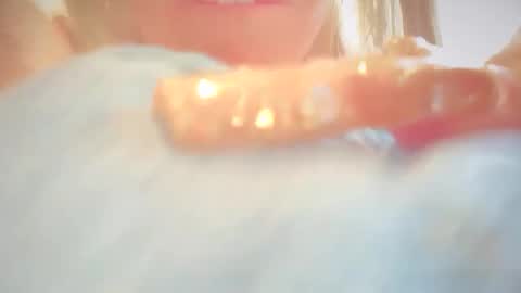 Snapshot of blondebunny999 chatting on 8, 6, 2026 blondebunny999 online show from 8, 6, 2026