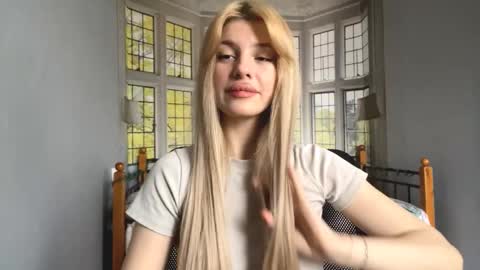Evelina online show from 16, 11, 2025