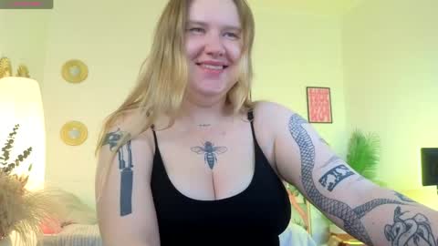 Mommy online show from 4, 6, 2026