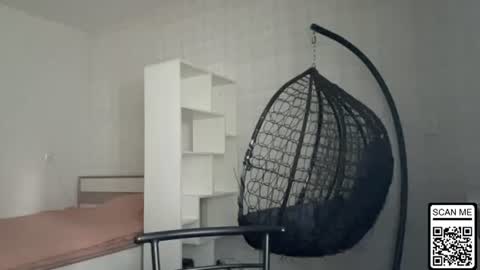 Snapshot of blondie_xoxoxo chatting on 27, 6, 2026 blondie_xoxoxo online show from 27, 6, 2026