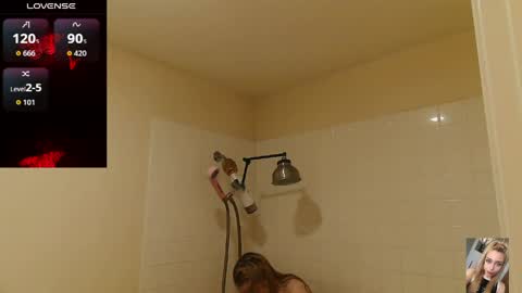 Snapshot of blondiebubblebooty chatting on 3, 6, 2026 Bubbles online show from 3, 6, 2026