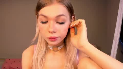 blondy_fina online show from 12, 5, 2026