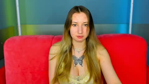 Snapshot of blondyjolly chatting on 1, 4, 2026 blondyjolly online show from 1, 4, 2026