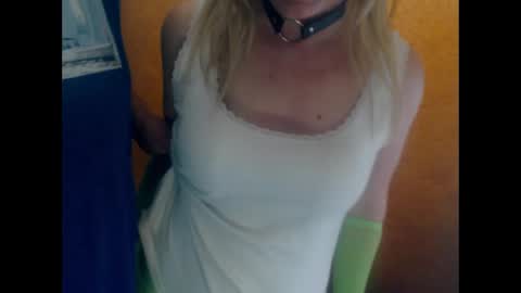 Snapshot of blontsex chatting on 13, 2, 2025 Blontsex online show from 13, 2, 2025