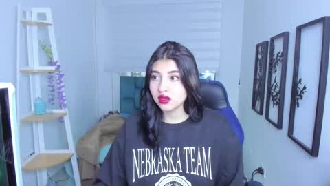 Snapshot of bloom_flower1 chatting on 14, 12, 2025 bloom_flower1 online show from 14, 12, 2025