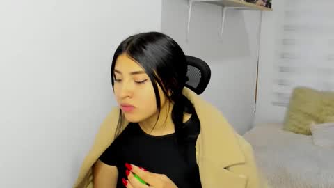 Snapshot of bloom_flower1 chatting on 19, 12, 2025 bloom_flower1 online show from 19, 12, 2025