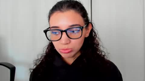 Bella online show from 2, 8, 2026